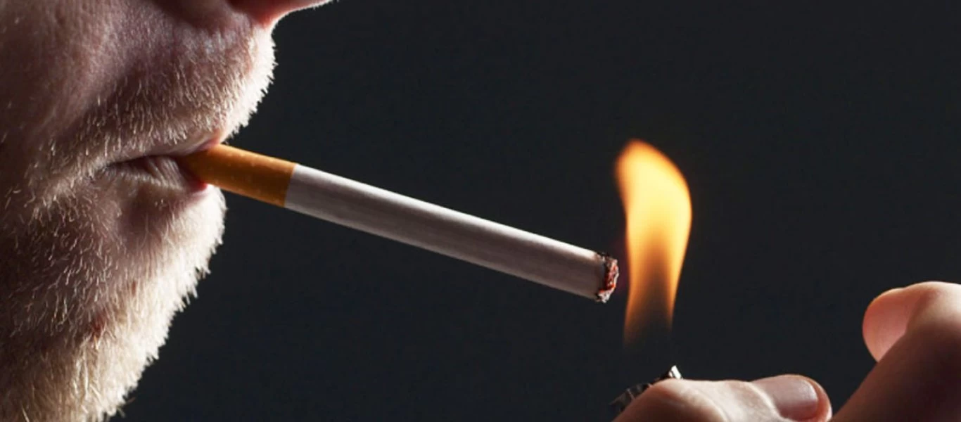 Νέα έρευνα για το κάπνισμα: Γιατί οι καπνιστές δυσκολεύονται να το κόψουν;